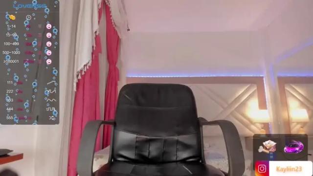 Image 7 of angel_sweet23 Stream on Chaturbate on 16 months ago