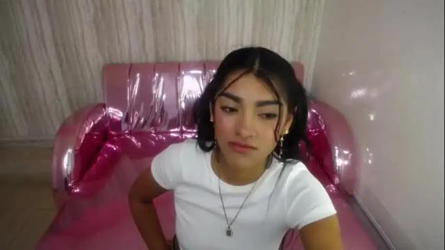 Image 11 of angel_thych Stream on Chaturbate on 19 days ago