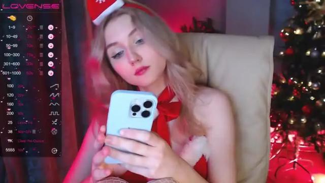 Image 4 of angel_with_flowers Stream on Chaturbate on 18 months ago
