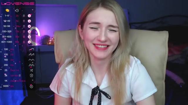 Image 11 of angel_with_flowers Stream on Chaturbate on 15 months ago
