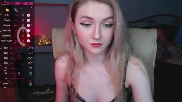 Image 11 of angel_with_flowers Stream on Chaturbate on 17 months ago
