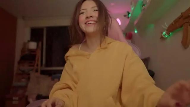 Image 8 of angela_5 Stream on Chaturbate on 22 days ago