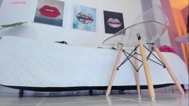 Image 6 of angela_donnato Stream on Chaturbate on 8 days ago