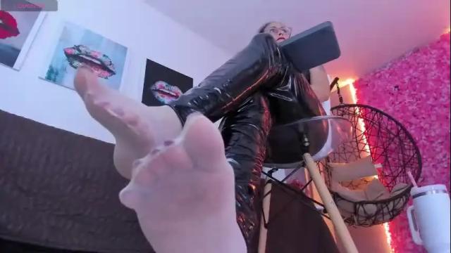 Image 7 of angela_donnato Stream on Chaturbate on 1 month ago