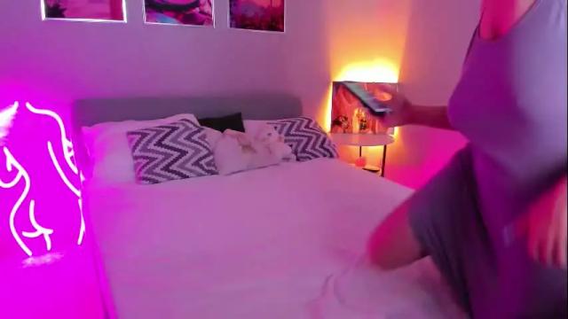 Image 8 of angela_roy Stream on Chaturbate on 1 month ago