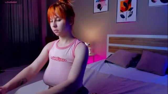 Image 10 of angela_roy Stream on Chaturbate on 20 days ago