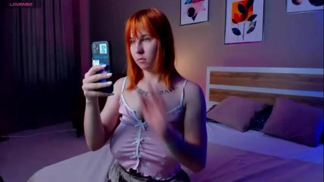 Image 6 of angela_roy Stream on Chaturbate on 20 days ago