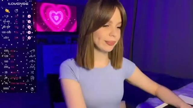Image 2 of angela_russo Stream on Chaturbate on 18 months ago