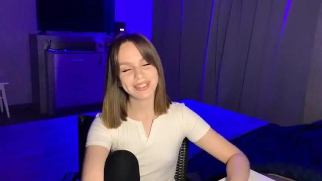 Thumbnail 1, angela_russo's Stream at Chaturbate, 18 months ago
