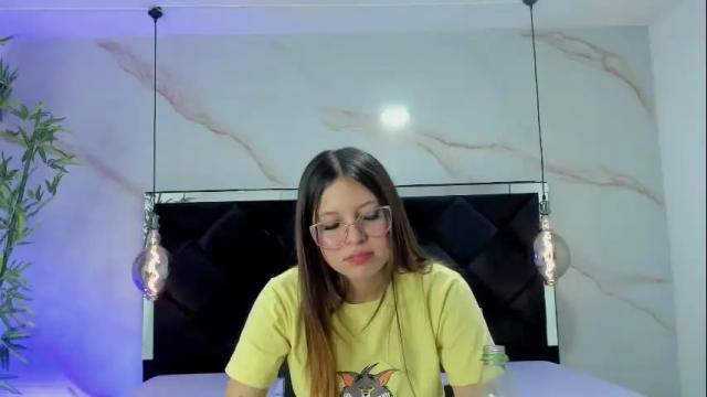 Image 8 of angelaa_cute Stream on Chaturbate on 1 month ago