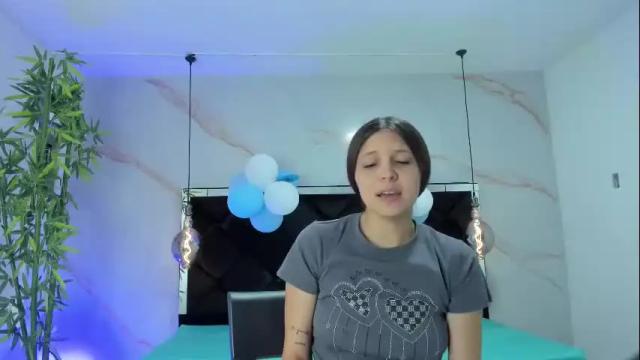 Image 4 of angelaa_cute Stream on Chaturbate on 22 days ago