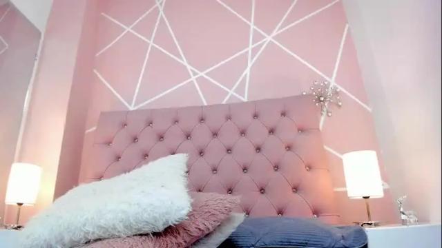 Image 8 of angelaa_evans Stream on Chaturbate on 26 days ago