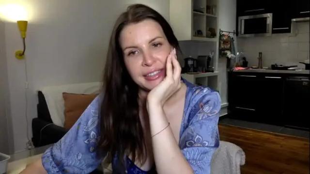 Image 3 of angeladarkk Stream on Chaturbate on 3 months ago