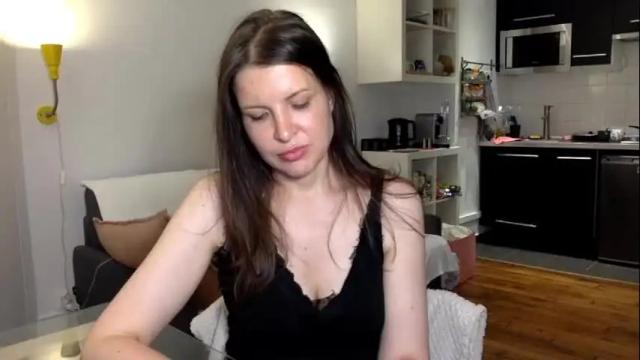 Image 3 of angeladarkk Stream on Chaturbate on 3 months ago