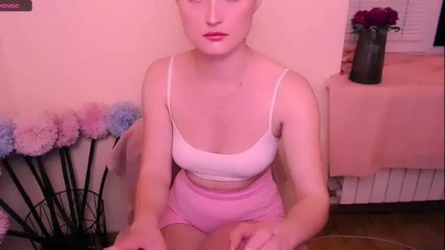 Image 12 of angelalice_ Stream on Chaturbate on 1 month ago