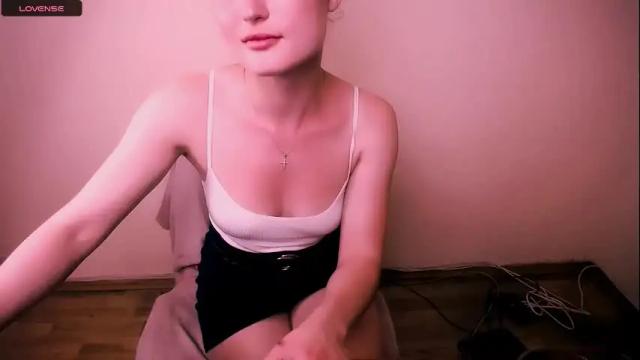 Image 4 of angelalice_ Stream on Chaturbate on 6 days ago