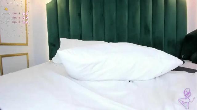 Image 12 of angelaluxi Stream on Chaturbate on 1 month ago