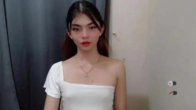 Image 2 of angelari_slut Stream on Chaturbate on 16 months ago