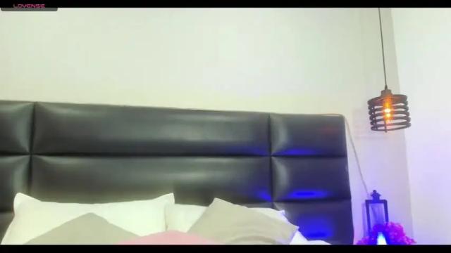 Image 2 of angelaruiz_ Stream on Chaturbate on 19 months ago