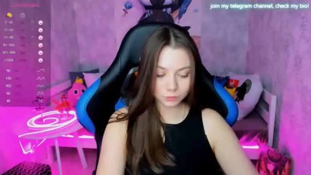 Image 10 of angelawalton Stream on Chaturbate on 14 months ago