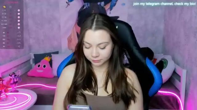 Image 2 of angelawalton Stream on Chaturbate on 14 months ago