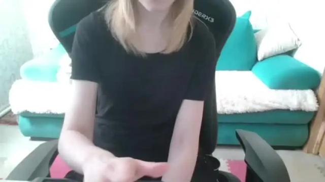 Image 4 of angelcarly32 Stream on Chaturbate on 13 months ago