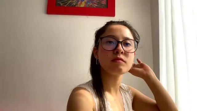 Image 2 of angelcollege18 Stream on Chaturbate on 25 months ago