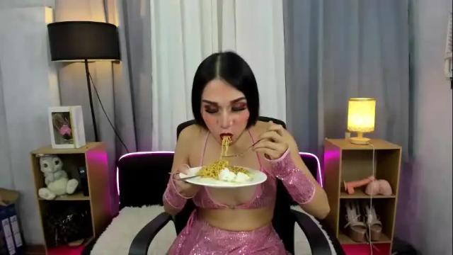Image 8 of angelcumfallen Stream on Chaturbate on 25 days ago