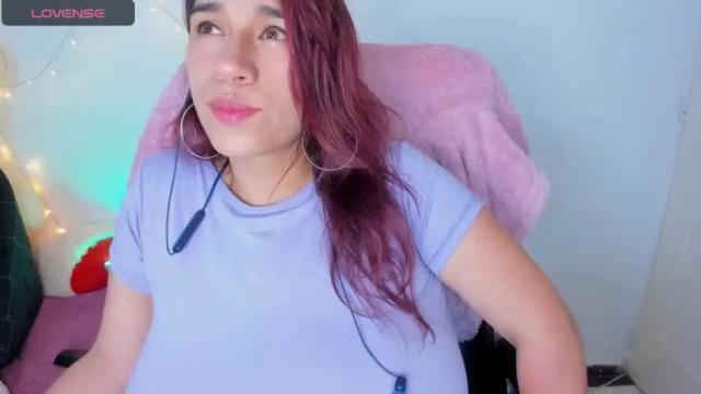Image 8 of angeldulcex Stream on Chaturbate on 14 months ago
