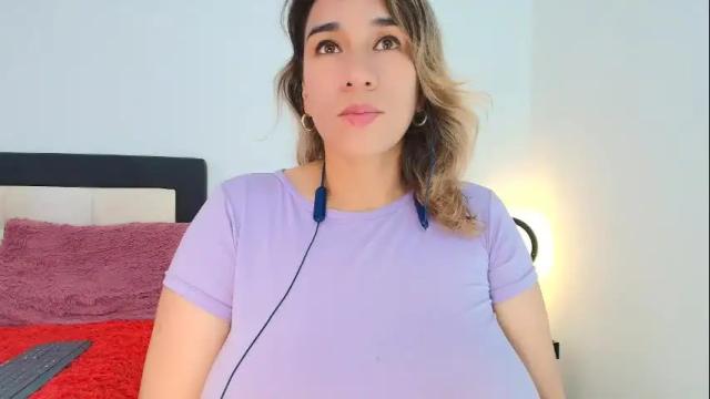 Image 8 of angeldulcex Stream on Chaturbate on 1 month ago