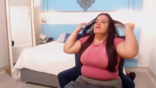 Image 2 of angeleroger Stream on Chaturbate on 26 months ago