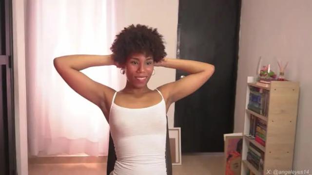 Image 8 of angeleyes_______ Stream on Chaturbate on 12 months ago