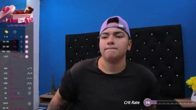 Image 7 of angelgrreco Stream on Chaturbate on 15 months ago