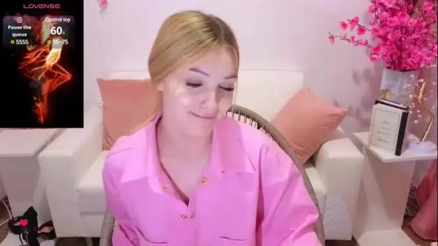Image 6 of angeli_eyes Stream on Chaturbate on 1 month ago