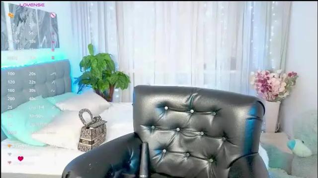 Image 3 of angeli_eyes Stream on Chaturbate on 1 month ago