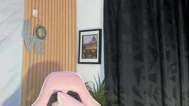 Image 7 of angeli_sexi Stream on Chaturbate on 1 month ago