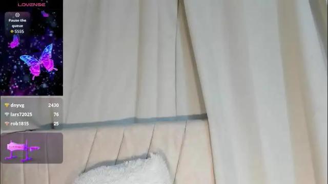 Image 2 of angeli_sexi Stream on Chaturbate on 1 month ago