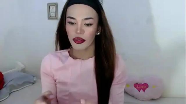 Image 2 of angelic_slutxx Stream on Chaturbate on 3 months ago