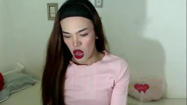 Image 4 of angelic_slutxx Stream on Chaturbate on 3 months ago