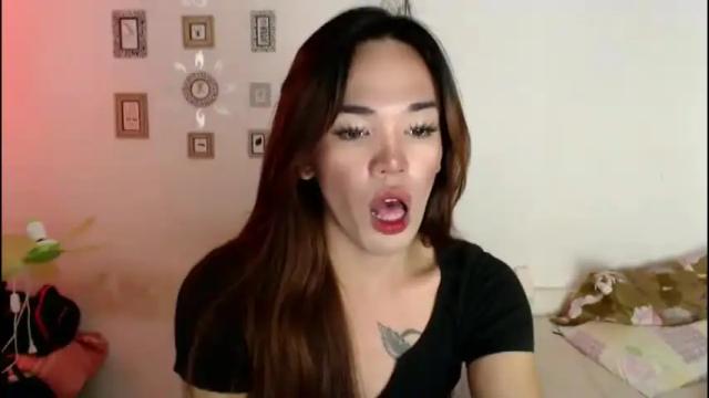 Image 3 of angelic_slutxx Stream on Chaturbate on 2 months ago