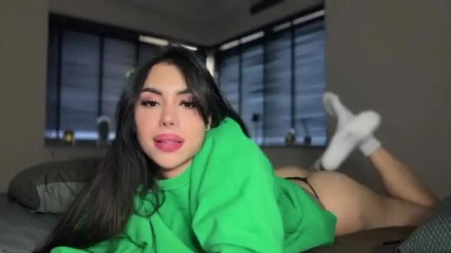 Image 8 of angelica_pornstar Stream on Chaturbate on 15 months ago