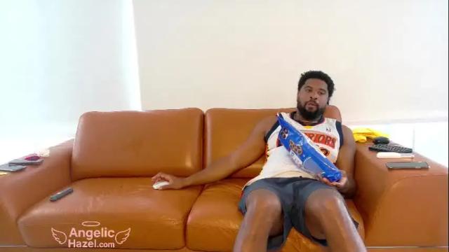 Image 2 of angelichazel Stream on Chaturbate on 2 months ago