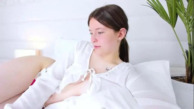 Image 11 of angelicmoon Stream on Chaturbate on 1 month ago