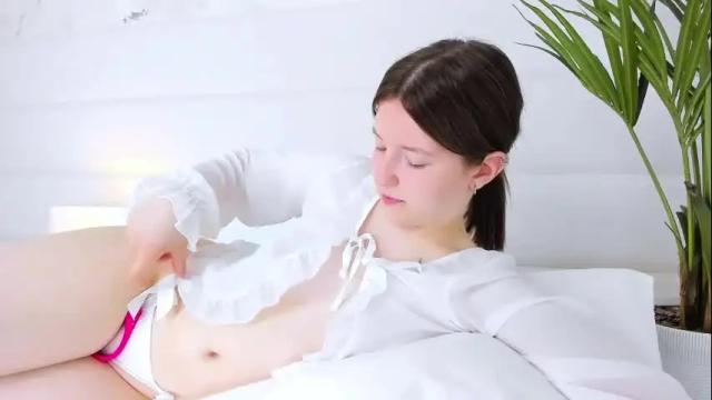 Image 2 of angelicmoon Stream on Chaturbate on 1 month ago