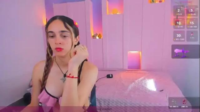 Image 2 of angelikarose1 Stream on Chaturbate on 19 days ago