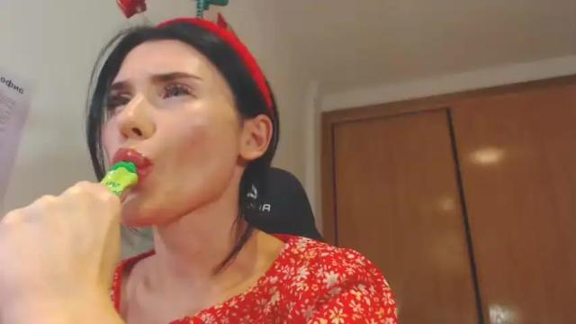 Image 3 of angelina___jolie Stream on Chaturbate on 16 months ago