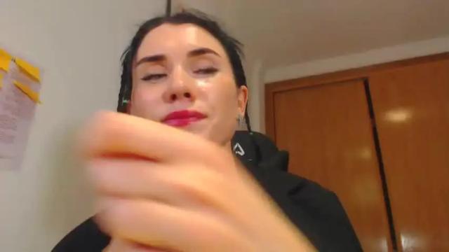 Image 10 of angelina___jolie Stream on Chaturbate on 15 months ago