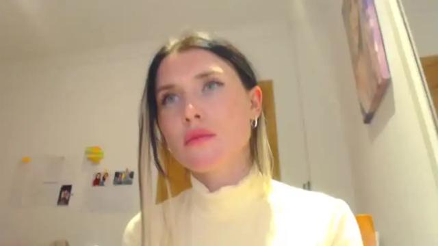Thumbnail 1, angelina___jolie's Stream at Chaturbate, 13 months ago