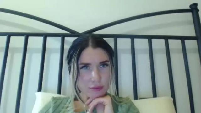 Thumbnail 1, angelina___jolie's Stream at Chaturbate, 12 months ago