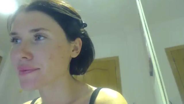 Image 11 of angelina___jolie Stream on Chaturbate on 12 months ago